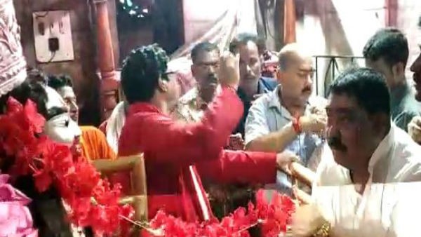 মা ডেকেছে, তাই এসেছি মা ডেকেছে, তাই এসেছি