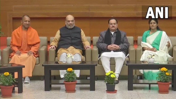  কারা কটি আসনে পেতে পারে