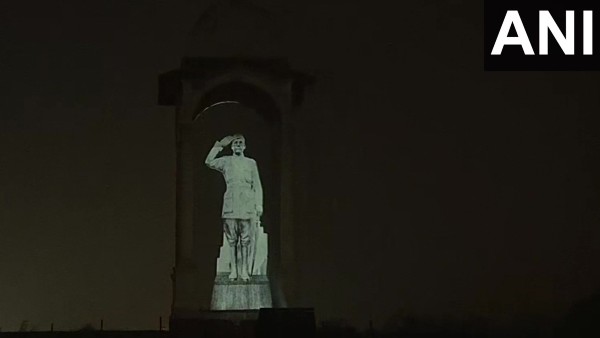  নেতাজি স্বাধীন ভারতের বিশ্বাস জুগিয়েছিলেন