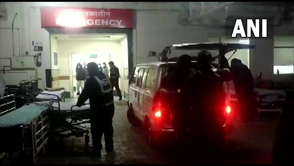 মন্দিরের গর্ভগৃহের বাইরে দুর্ঘটনা