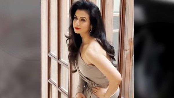 এবার হট লুকে সোশ্যাল মিডিয়ায় ধরা দিলেন টলিউড অভিনেত্রী কোয়েল মল্লিক, ভাইরাল ভিডিও এবার হট লুকে সোশ্যাল মিডিয়ায় ধরা দিলেন টলিউড অভিনেত্রী কোয়েল মল্লিক, ভাইরাল ভিডিও