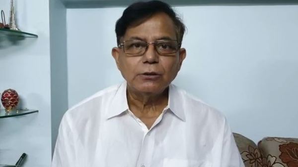 বিরোধীদের কটাক্ষ