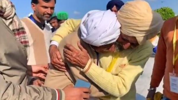 দেশ ভাগের সময় পরিবারও ভাগ দেশ ভাগের সময় পরিবারও ভাগ