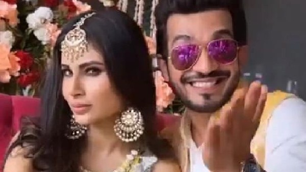 চারহাত এক হল মৌনী ও সূরজের চারহাত এক হল মৌনী ও সূরজের