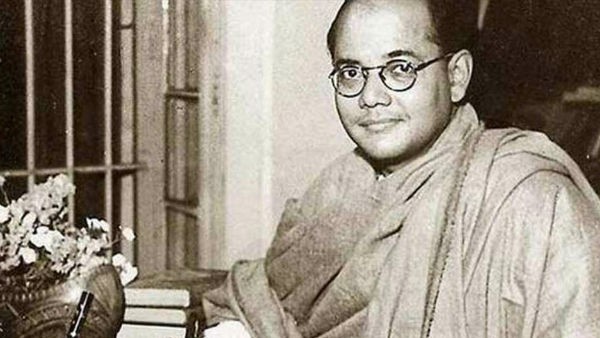 নেতাজির জন্ম ও মা–বাবার পরিচয়‌