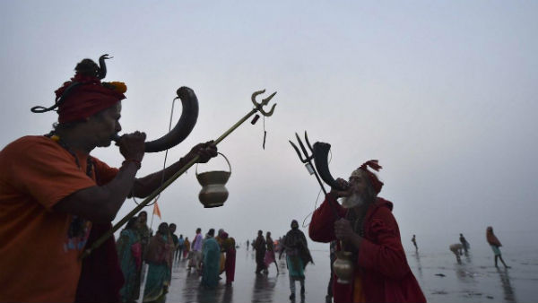  এই ইভেন্টে বিভিন্ন যোগ প্রতিষ্ঠান অংশ নেয়