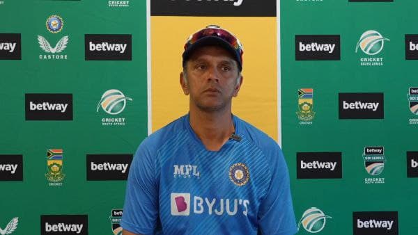 রন্থাম্বরে ন্যাশনাল পার্কে দ্রাবিড়কে ঘিরে মানুষের উচ্ছ্বাস: