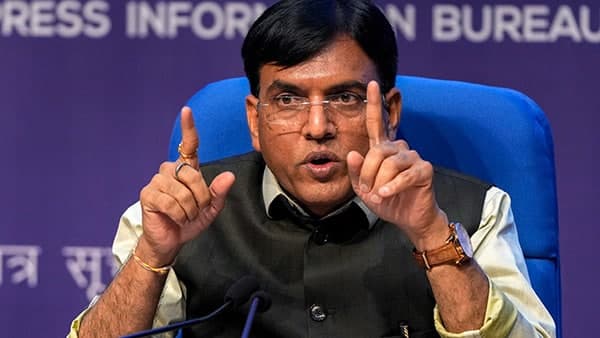চিন্তা উত্তরের নয় রাজ্য, টেস্ট বাড়াতে বললেন কেন্দ্রীয় স্বাস্থ্যমন্ত্রী মনসুখ মান্ডব্য চিন্তা উত্তরের নয় রাজ্য, টেস্ট বাড়াতে বললেন কেন্দ্রীয় স্বাস্থ্যমন্ত্রী মনসুখ মান্ডব্য