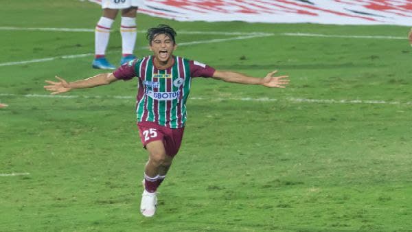 একমাত্র হ্যাটট্রিক কিয়ানের