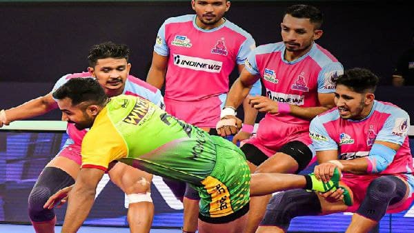 প্রো কবাডিতে জয় পুনেরি পল্টন ও হরিয়ানা স্টিলার্সের প্রো কবাডিতে জয় পুনেরি পল্টন ও হরিয়ানা স্টিলার্সের