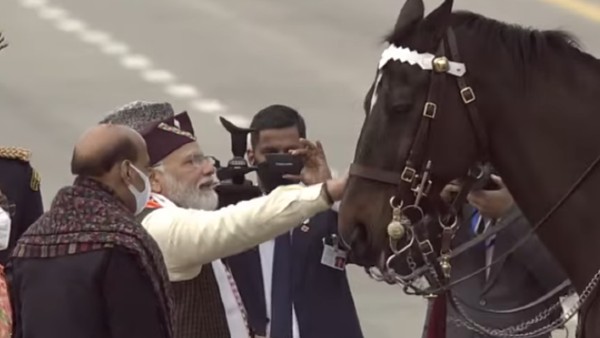 কোভিডবিধি খেয়াল রেখেয় প্রজাতন্ত্র দিবসের অনুষ্ঠান, 