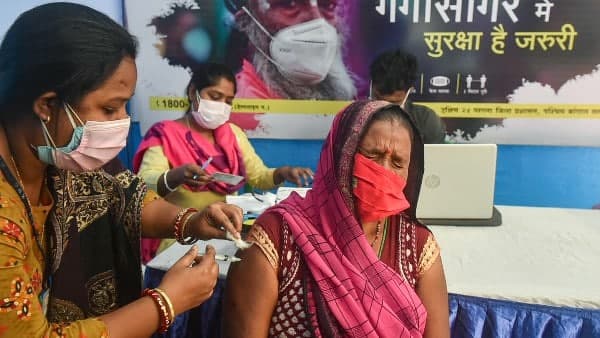 ১২ জানুয়ারি ভ্যাকসিন প্রাপকের সংখ্যা ১২ জানুয়ারি ভ্যাকসিন প্রাপকের সংখ্যা