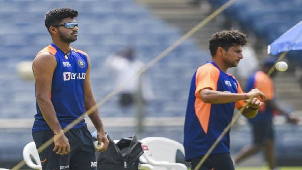 করোনা আক্রান্ত ভারতের নির্ভরযোগ্য বোলার করোনা আক্রান্ত ভারতের নির্ভরযোগ্য বোলার