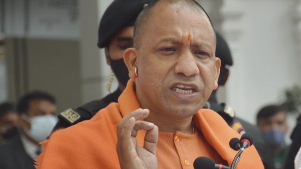 মোদী পিছনে কারা রয়েছেন পছন্দের তালিকায়