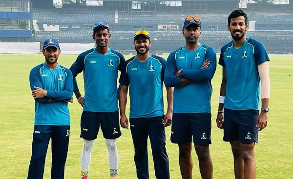 Ranji Trophy: বরোদা বধের আত্মবিশ্বাস সম্বল করে হায়দরাবাদের বিরুদ্ধে লড়াইয়ের মঞ্চ প্রস্তুত করছে বাংলা Ranji Trophy: বরোদা বধের আত্মবিশ্বাস সম্বল করে হায়দরাবাদের বিরুদ্ধে লড়াইয়ের মঞ্চ প্রস্তুত করছে বাংলা