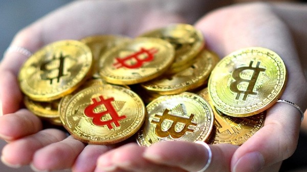 ৩০ শতাংশ কর বসবে Cryptocurrency-এর উপর