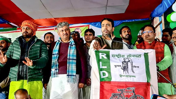 আমি হেমা মালিনী হতে চাই না, বিজেপির আমন্ত্রণ নিয়ে ফের তোপ দাগলেন, জয়ন্ত চৌধুরী আমি হেমা মালিনী হতে চাই না, বিজেপির আমন্ত্রণ নিয়ে ফের তোপ দাগলেন, জয়ন্ত চৌধুরী