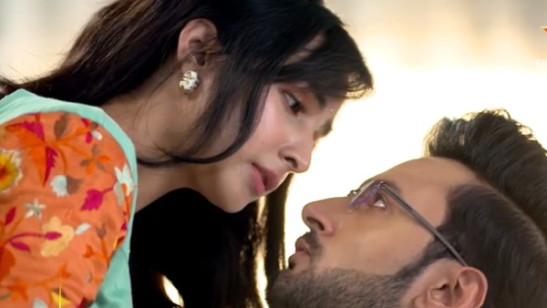 সৌমেনের দিদির আবির্ভাব
