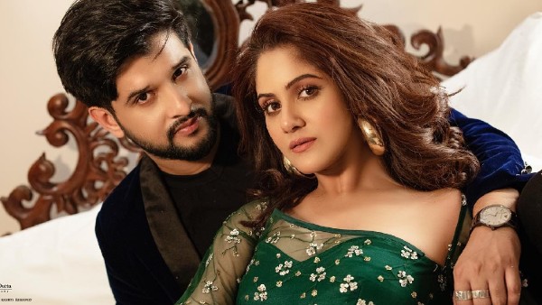 অভিনেতা শেয়ার করলেন স্ত্রীর ছবি অভিনেতা শেয়ার করলেন স্ত্রীর ছবি