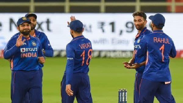 ভারতের বিরুদ্ধে ওয়েস্ট ইন্ডিজের হোয়াইটওয়াশ বাঁচানোর লড়াই ভারতের বিরুদ্ধে ওয়েস্ট ইন্ডিজের হোয়াইটওয়াশ বাঁচানোর লড়াই