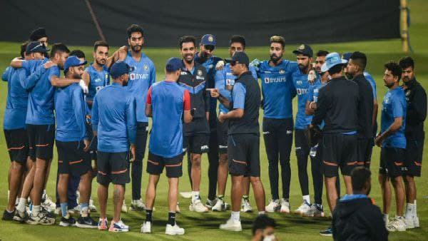 অনুশীলনে ভারত অনুশীলনে ভারত