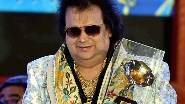 বলিউডে পপ বলিউডে পপ