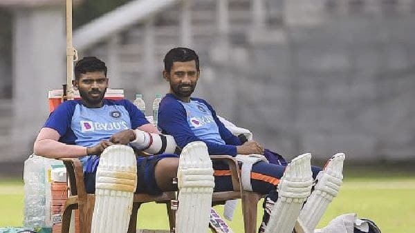 দরজা বন্ধ দরজা বন্ধ