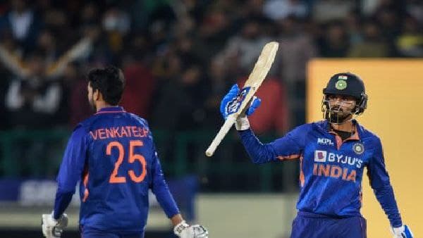 রোহিতের ভারতের টি ২০ সিরিজ জয়ের হ্যাটট্রিকে বিশ্বরেকর্ড