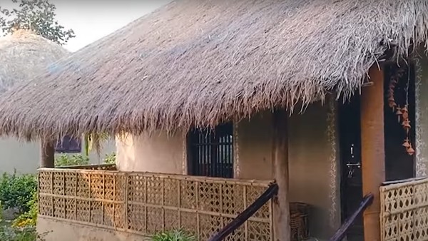 থাকার ব্যবস্থা