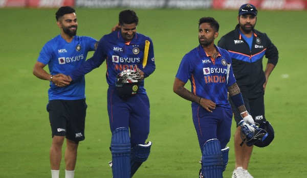 ভারতের টি-২০ স্কোয়াড: ভারতের টি-২০ স্কোয়াড: