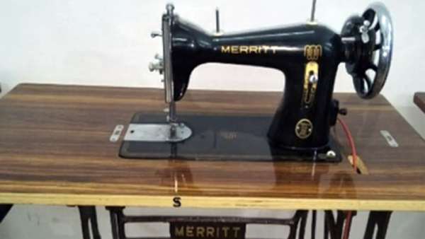 সরকারকে নিশানা বিরোধীদের সরকারকে নিশানা বিরোধীদের