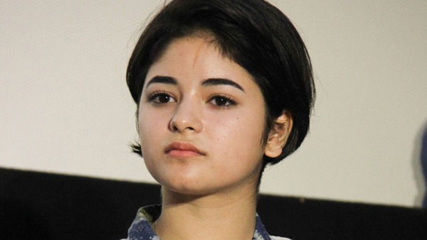 অভিনেত্রী হিজাবের ঘটনায় নিন্দা প্রকাশ করেছেন অভিনেত্রী হিজাবের ঘটনায় নিন্দা প্রকাশ করেছেন