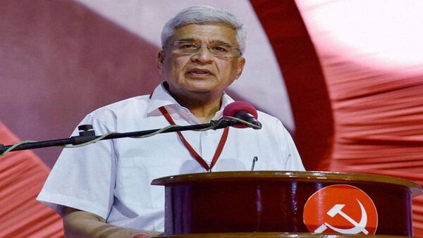 স্বতঃস্ফূর্তভাবে নতুনরা আসছেন না