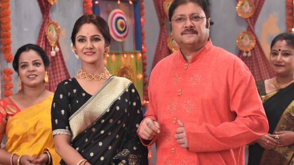  বকাবকি করেছিলেন তৃণা!