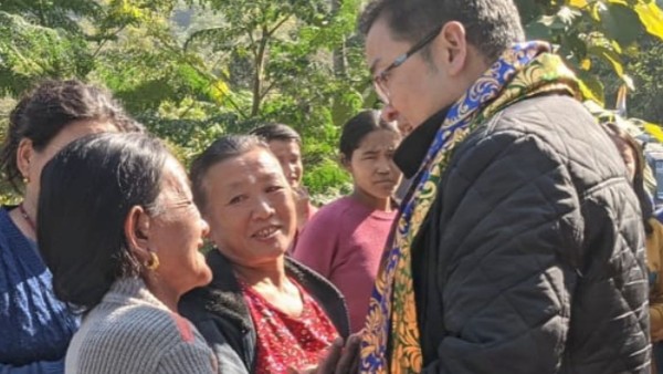 যোগদানের হিড়িক হামরো পার্টিতে, নয়া সমীকরণ পাহাডে