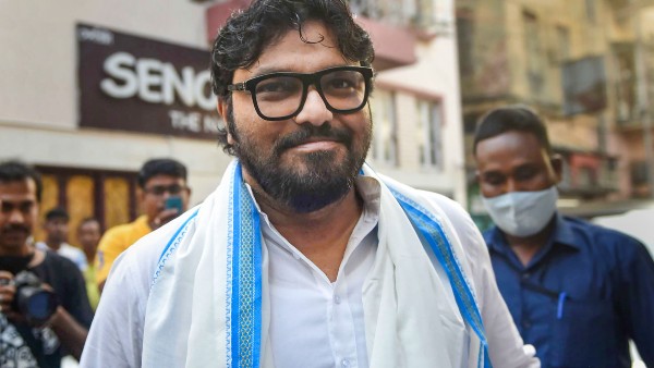 বালিগঞ্জে তাঁকে নিয়ে তৈরি হয়েছে নতুন স্লোগান 
