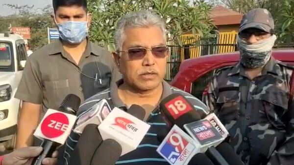 প্রথমেই জেরা করা উচিত সওকত মোল্লাকে