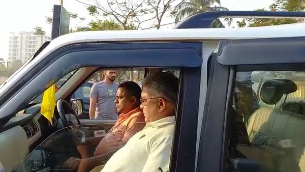 ইন্টারনেট বন্ধ নিয়ে প্রতিক্রিয়া ইন্টারনেট বন্ধ নিয়ে প্রতিক্রিয়া