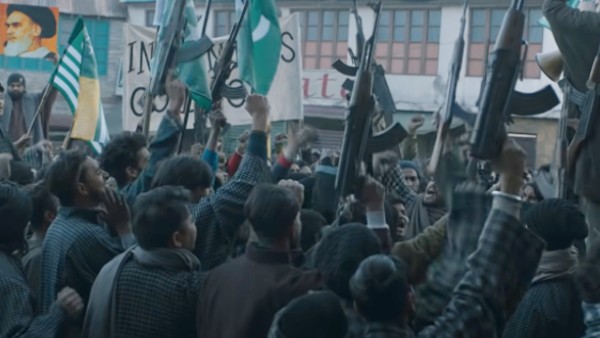  কে কোন চরিত্রে অভিনয় করেছেন