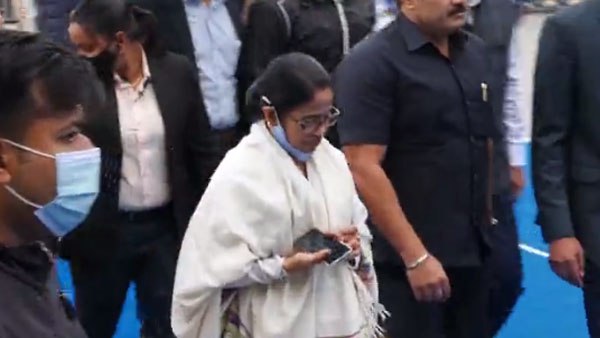 পাহাড়ের মানুষের পাশে তৃণমূল সরকার