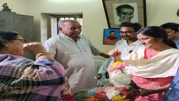 সরকারের বিরুদ্ধে বললেই ঝাঁপাচ্ছে পুলিশ সরকারের বিরুদ্ধে বললেই ঝাঁপাচ্ছে পুলিশ