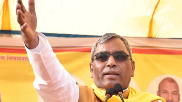 ছয় আসনে জয়