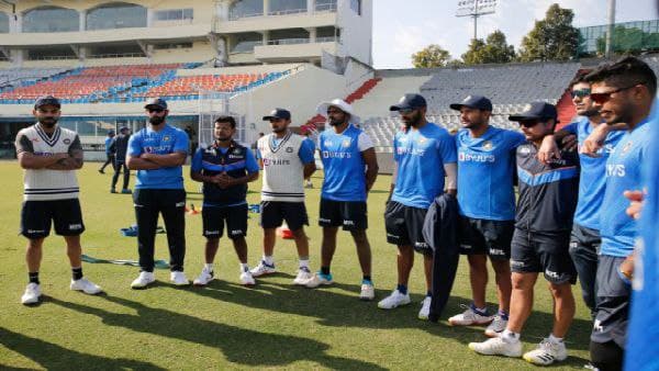 দর্শকশূন্য মোহালি
