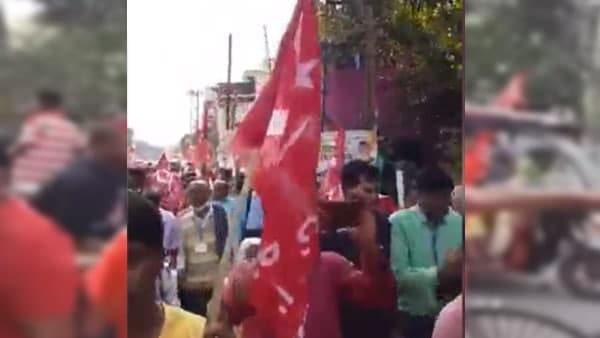 লড়াইটা বামেদের সঙ্গেই লড়াইটা বামেদের সঙ্গেই