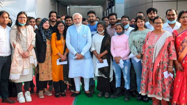 বৃহস্পতিবার ফিরেছেন ৭৯৮ জন ভারতীয় নাগরিক