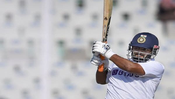 শতরান হাতছাড়া