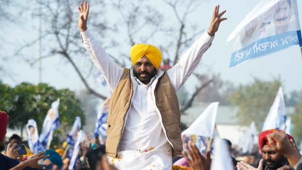  একাধিক বিতর্কে জড়িয়ে ভগবন্ত মান