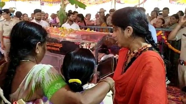  কীভাবে মারা যান পড়ুয়া