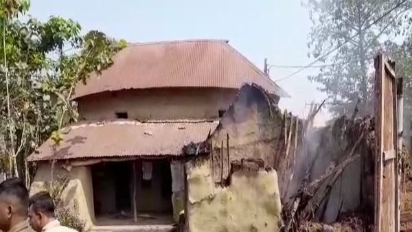 রাজ্যের মানুষকে ঘুরে দাঁড়াতে আহ্বান