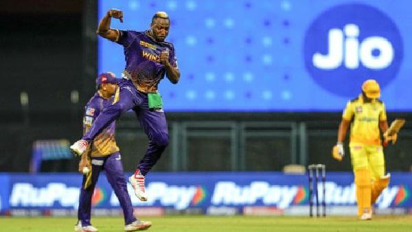 নিয়মিত ব্যবধানে উইকেট